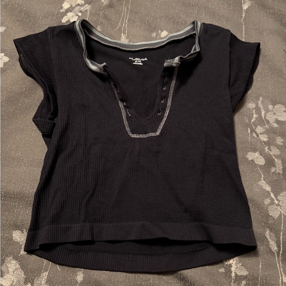 Urban Outfitters Out From Under “Go for Gold” Black Short Sleeve Top Size M/L